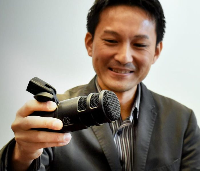 Audio-Technica AT2020 i AT2040