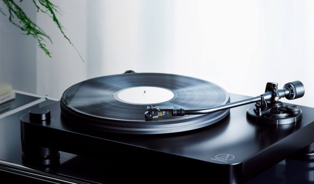 AT-LP7X gramofon